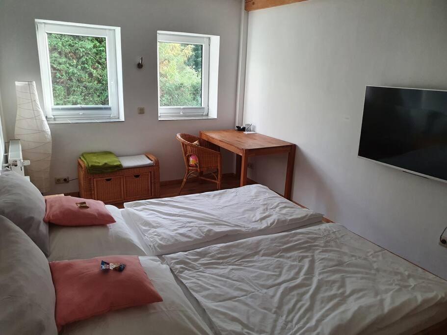 Kornhaus - Schoene Ferienwohnung Mit Pool, Kamin Und Terrasse Gottingen Ngoại thất bức ảnh
