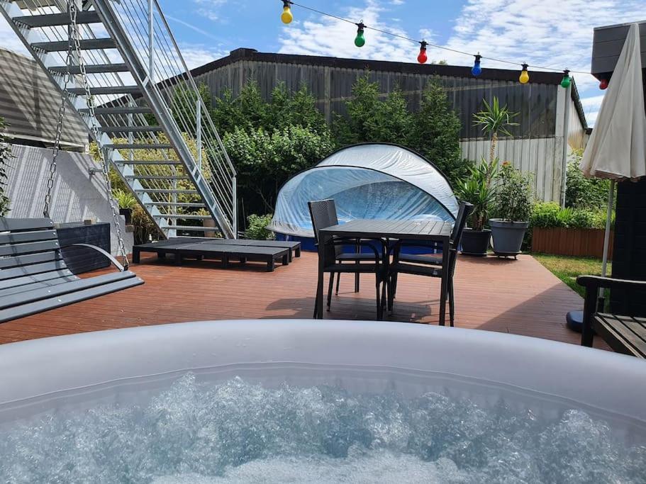 Kornhaus - Schoene Ferienwohnung Mit Pool, Kamin Und Terrasse Gottingen Ngoại thất bức ảnh