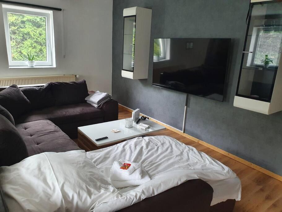 Kornhaus - Schoene Ferienwohnung Mit Pool, Kamin Und Terrasse Gottingen Ngoại thất bức ảnh